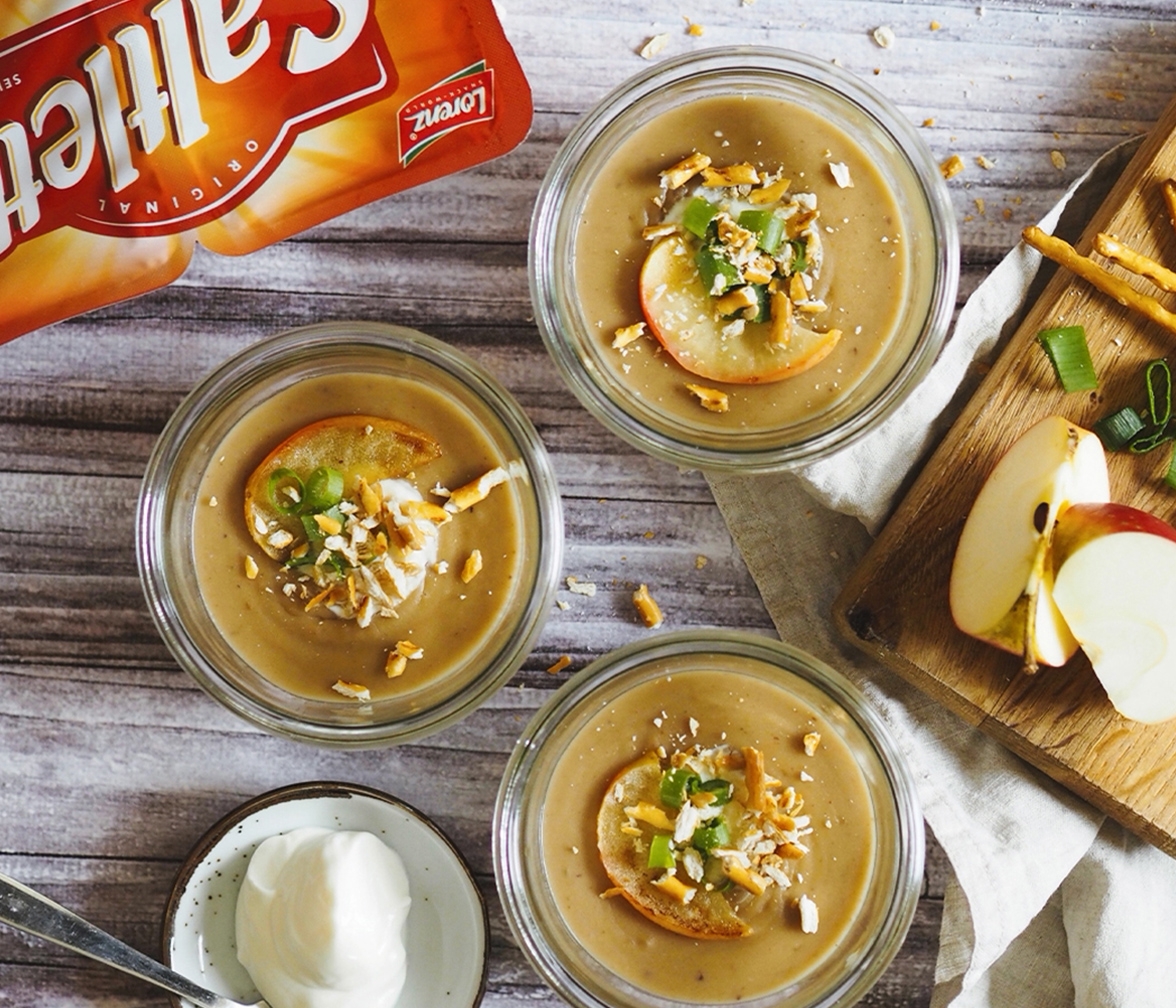 Maronensuppe mit Ziegenkäse und Apfel