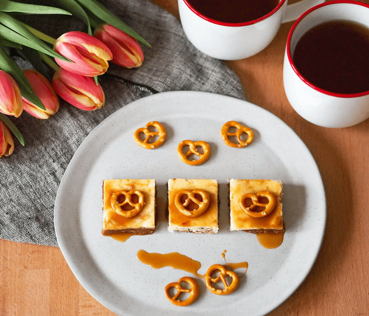 Brezel Cheesecake mit Salzkaramellsauce