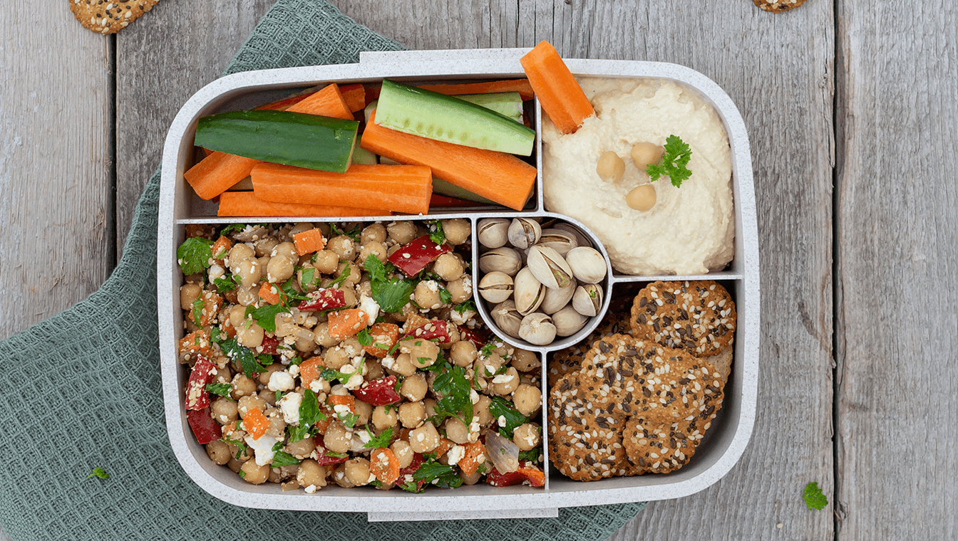 Lunchbox mit Kichererbsensalat